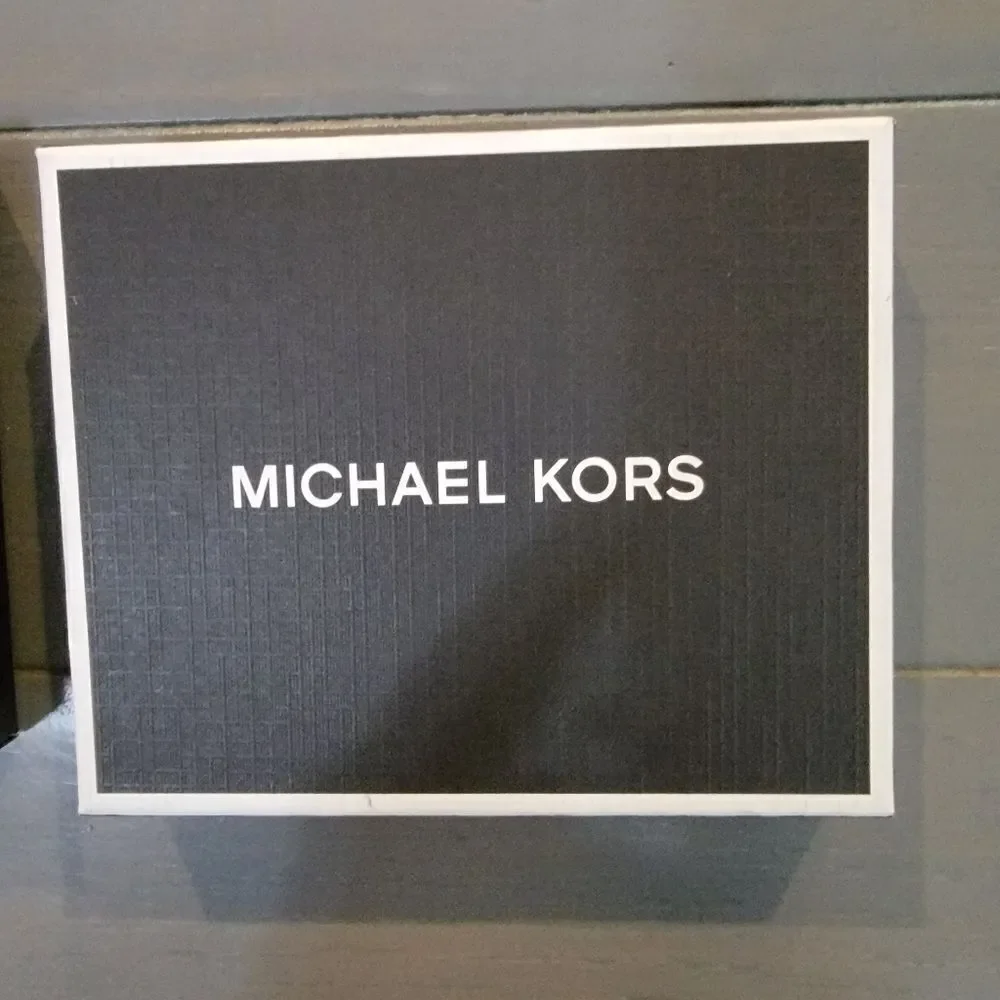 🎄🎁ALERT Michael Kors Men's Black Jet Set Signature Andy Billfold Pocket